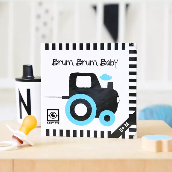 High-contrast fold-out book for babies: Brum, Brum, Baby